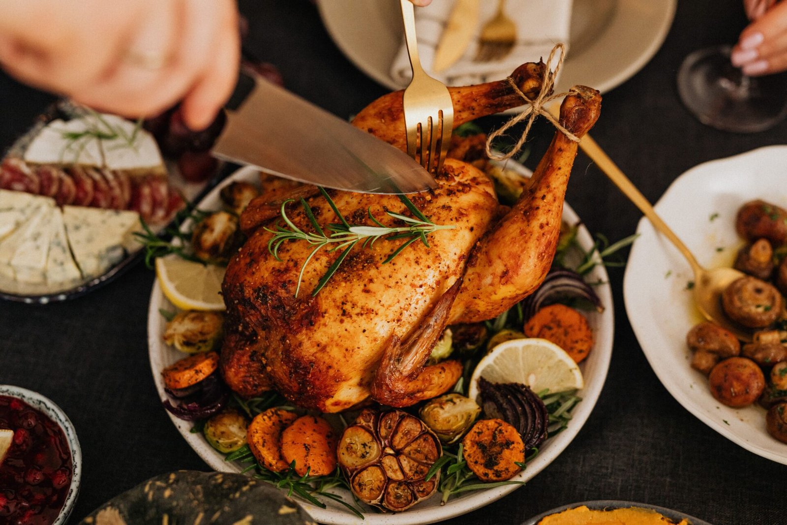 Best Lemon and Herb Roast Chicken for a Perfect Family Dinner