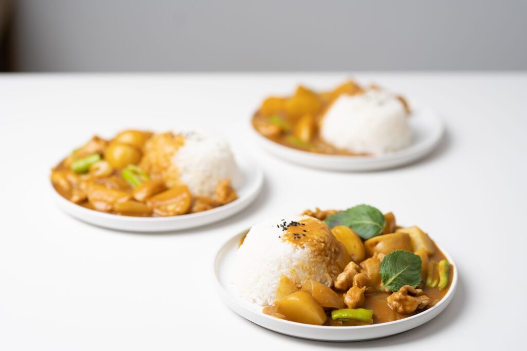 Chickpea Curry with Spinach and Rice
