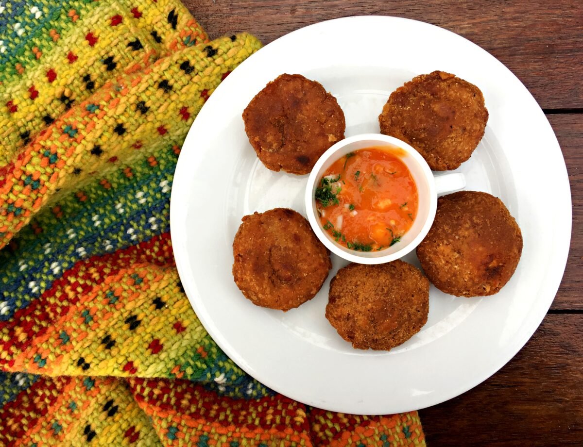 Ragi Mudde (Finger Millet Balls – Karnataka Staple)